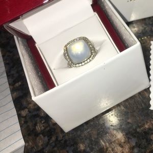 David Yurman Albion Moonstone/Mother of Pearl ring